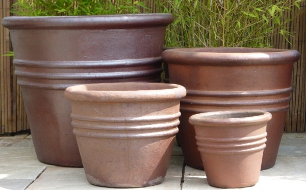 Rustic 3 Ring Tapered Pot-677