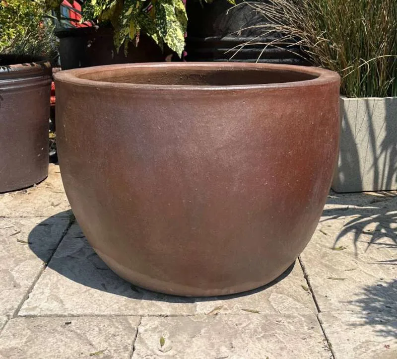 Rustic Giant Egg Pot Medium