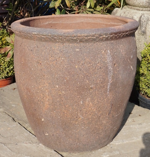 Old Stone Tall Scallop Rim Pot-0