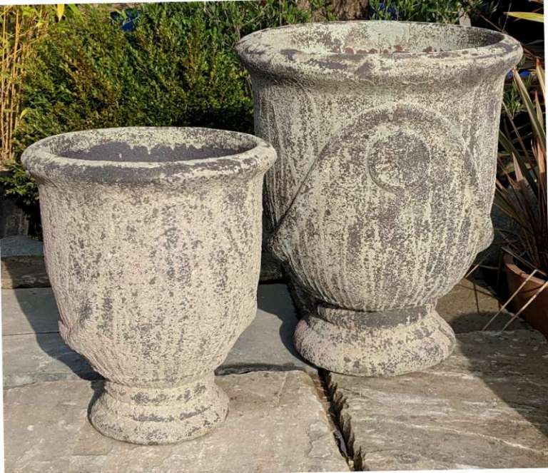 Atlantis Pedestal Pot Green | World of Pots