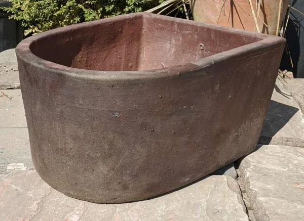 Rustic D Pot