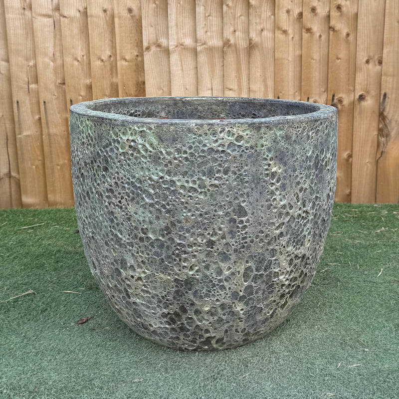 Atlantis Pale Green Giant Egg Pot - Image 3