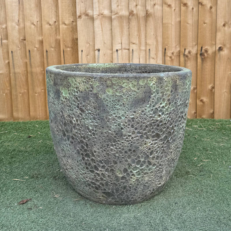 Atlantis Pale Green Giant Egg Pot - Image 4
