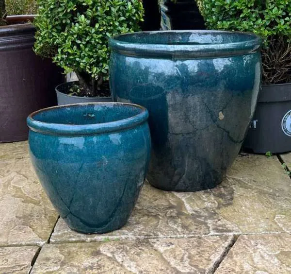 Glazed Dark Green Rimmed Egg Pot Large - Image 4