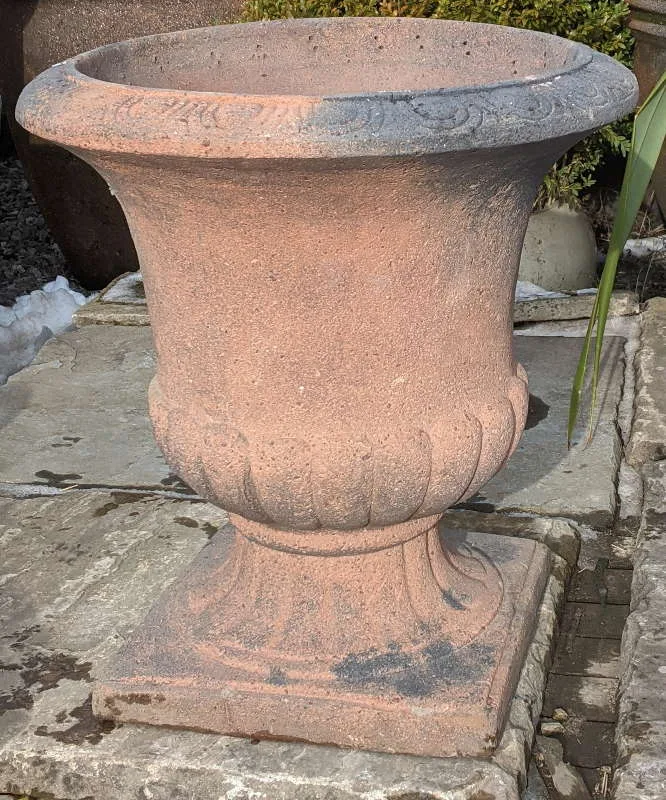 Old Stone Classic Urn
