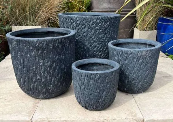 Fibre Clay Black Textured Egg