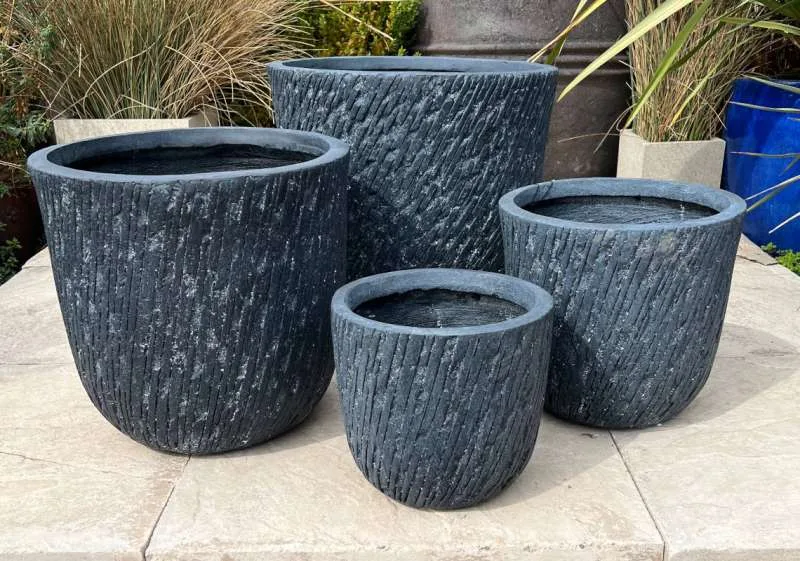 Fibre Clay Black Textured Egg