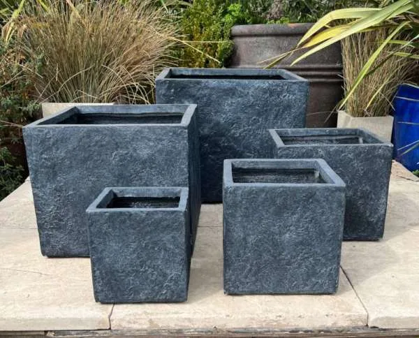 Fibre Clay Black Textured Short Cube