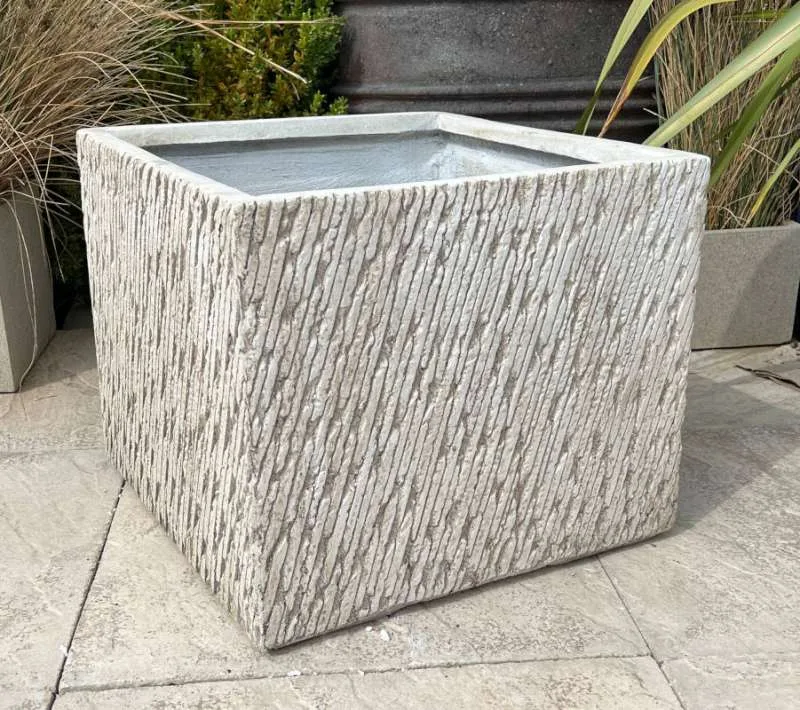 Fibre Clay White Nebraska Short Cube - Image 2