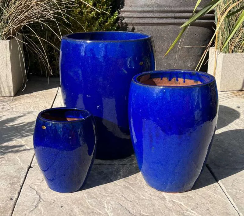 Glazed Blue Bowed Water Jar Short-Set