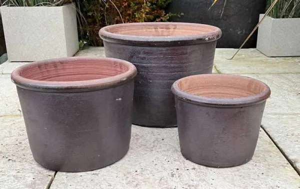 Salt Glazed Rimmed Cylinder Pot - Image 5