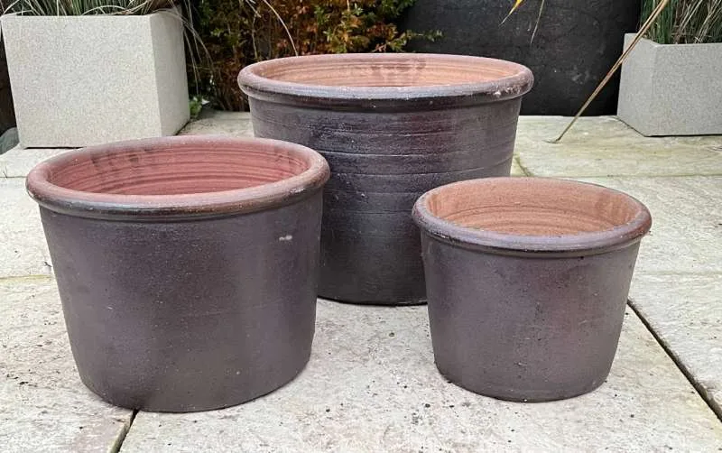 Salt Glazed Rimmed Cylinder Pot - Image 5