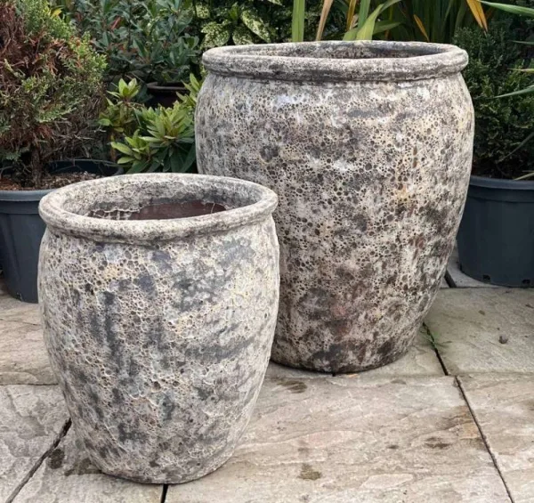Atlantis Grey White Water Jar