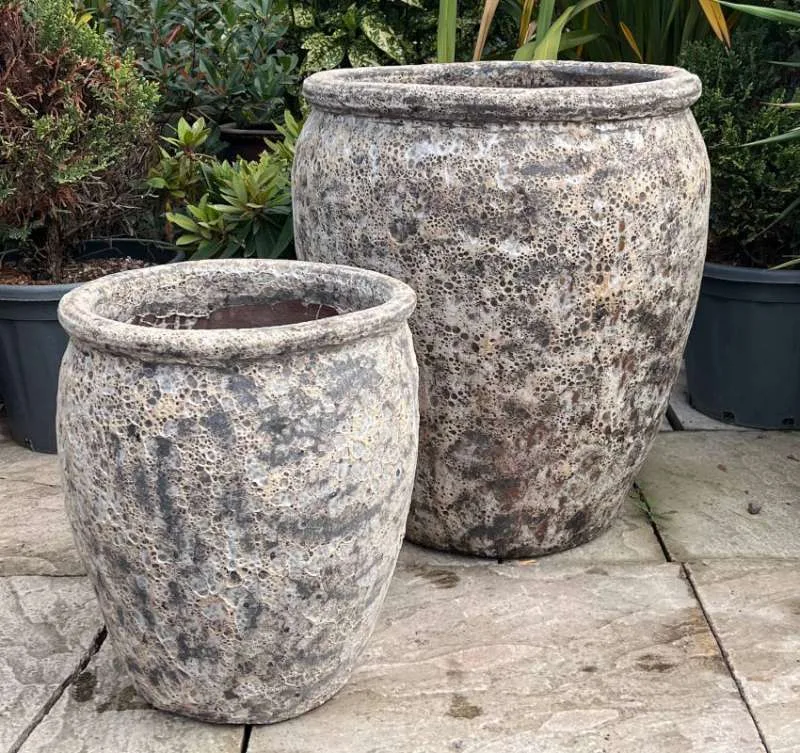 Atlantis Grey White Water Jar