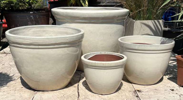 Large Glazed Ceramic Plant Pots For The Garden | World Of Pots