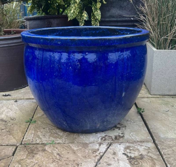 Glazed Blue Ace Pot - Image 2