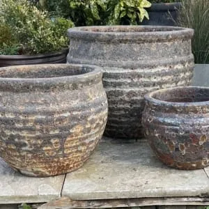 Atlantis Rust Beehive Pot