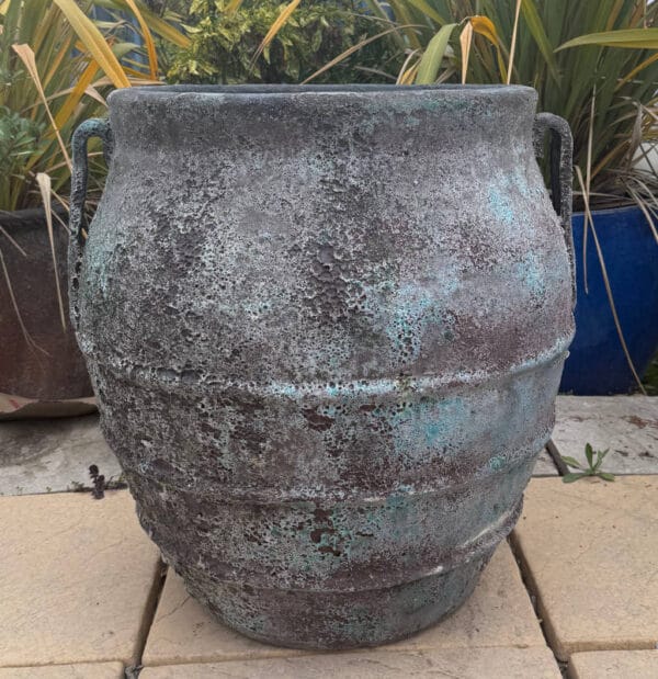 Atlantis Tall Cauldron