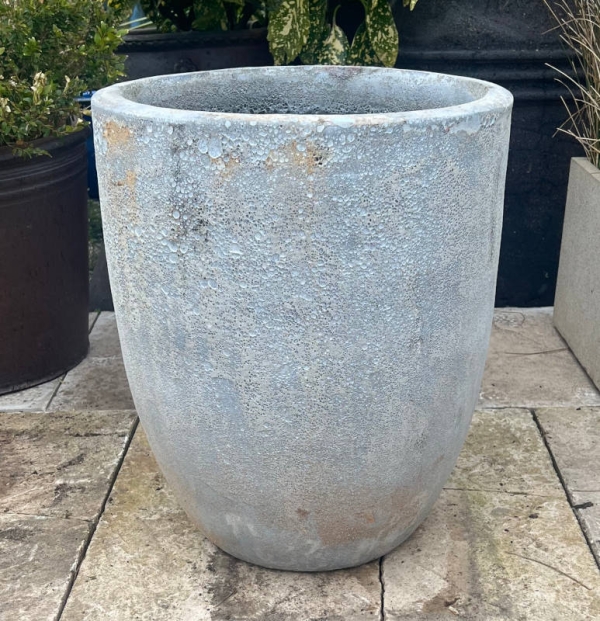 Atlantis White Tapered Cylinder Pot - Image 3