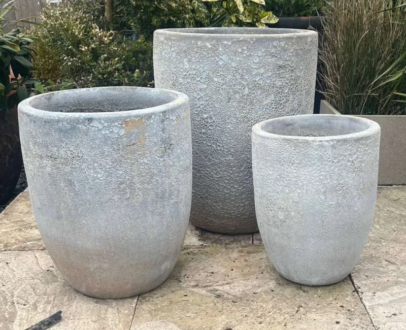 Atlantis White Tapered Cylinder Pot