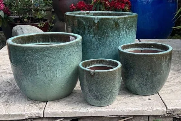 Glazed Moss Green Egg Pot