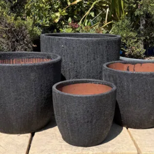Atlantis Black Vaso Giant Egg