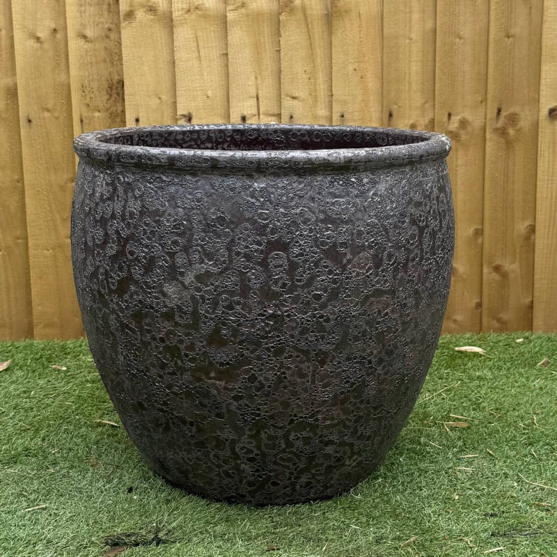 Atlantis Iron Red Rimmed Egg - Image 3