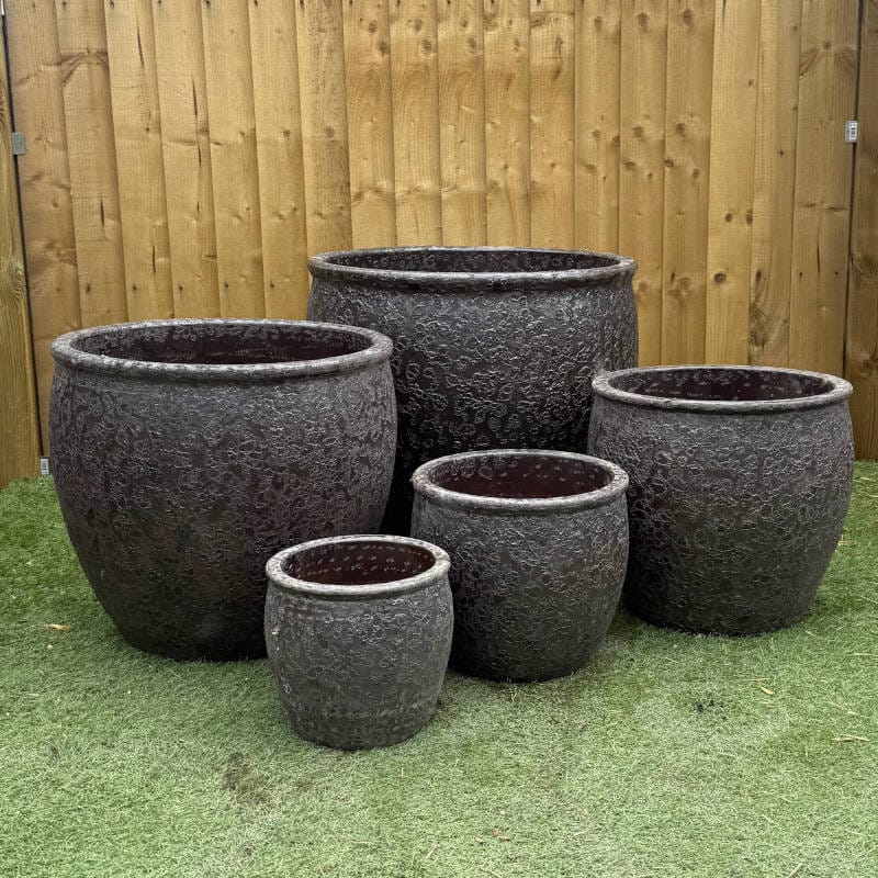 Atlantis Iron Red Rimmed Egg