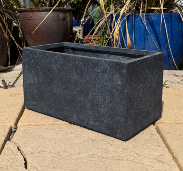 Fibre Clay Texas Black Trough - Image 4
