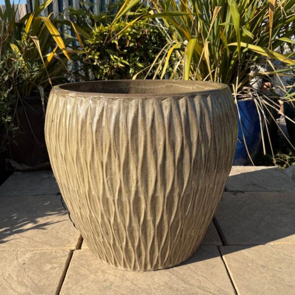 Glazed Tiger Skin Diamond Jar - Image 2