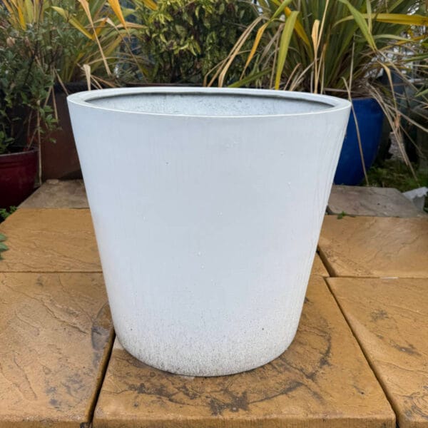Poly Resin White Cone Medium Second