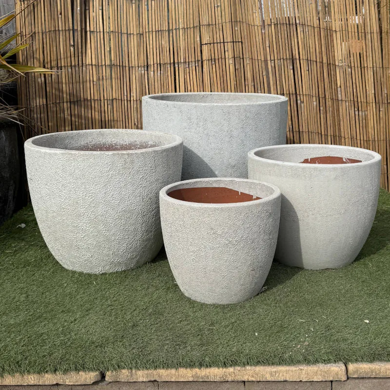 Atlantis White Vaso Giant Egg