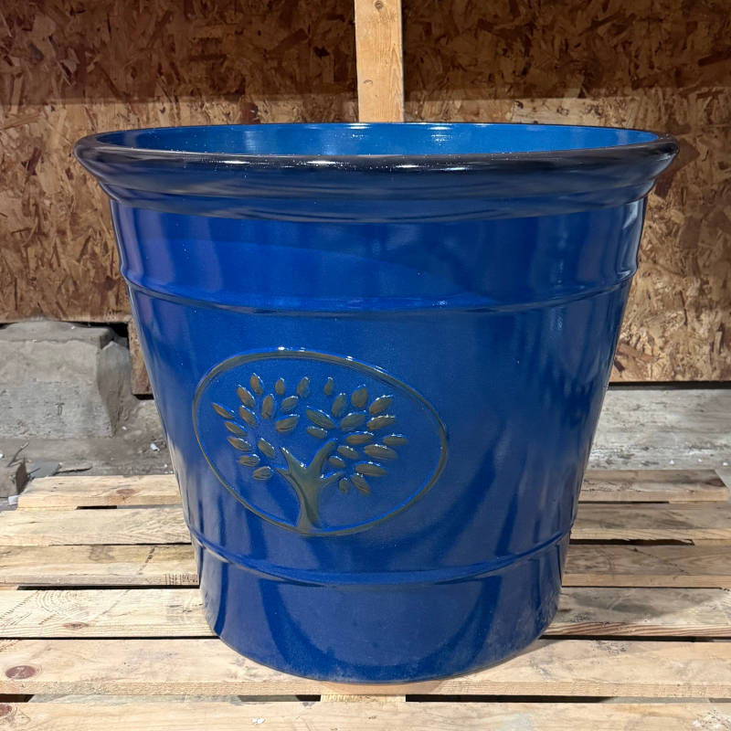 Lightweight Blue Ascot Pot