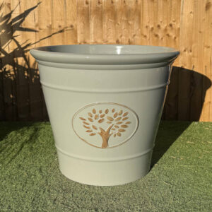 Lightweight Grey Ascot Pot